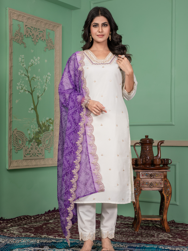 Cutout Border Duptta Dresses