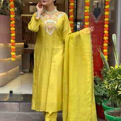 Women’s Embroidered Chanderi Silk Kurta Set