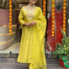 Women’s Embroidered Chanderi Silk Kurta Set