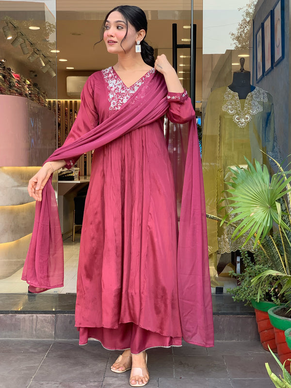 Women’s V-Neck Printed Silk Dresses