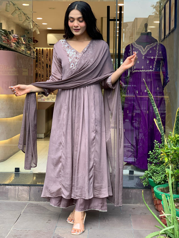 Women’s V-Neck Printed Silk Dresses