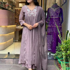 Women’s V-Neck Printed Silk Dresses