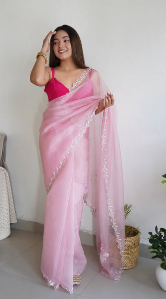 New Arrival Heavy Organza Saree With Cut out Border