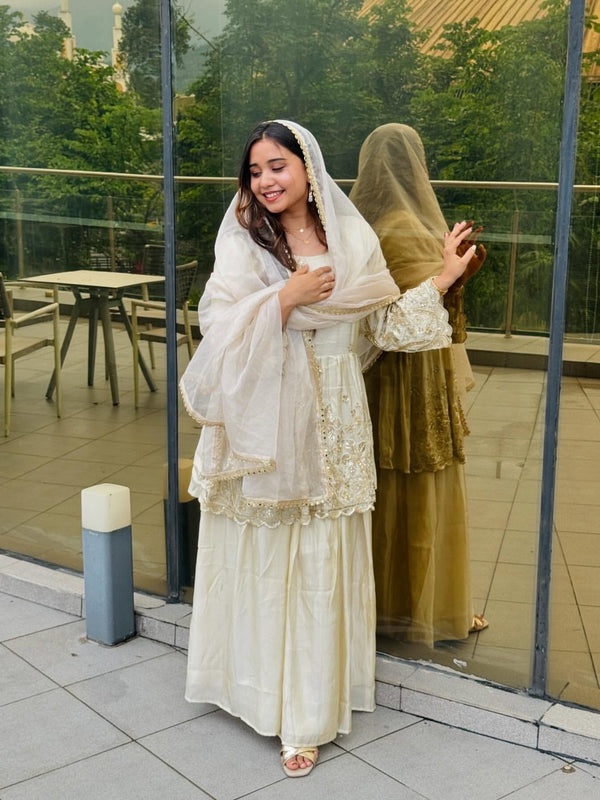 Chinon Silk Party Set Indo Western