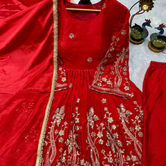 Chinon Silk Party Set Indo Western