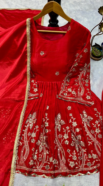 Chinon Silk Party Set Indo Western
