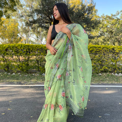 Banarasi Silk Saree With Heavy Look