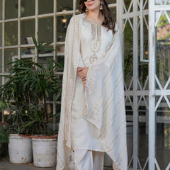 Embroidered Straight Dresses