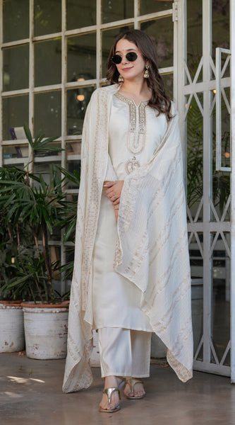 Embroidered Straight Dresses