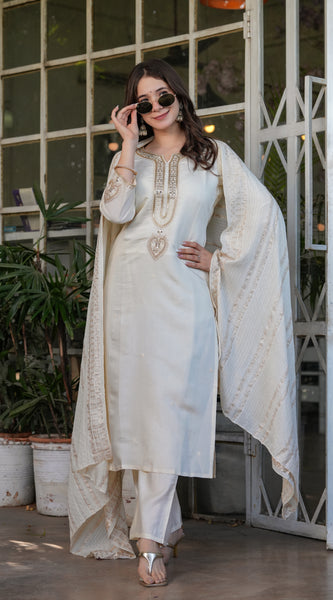 Embroidered Straight Dresses