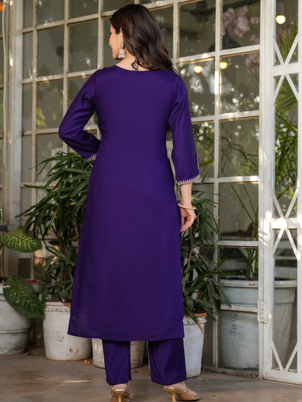 Embroidered Straight Dresses