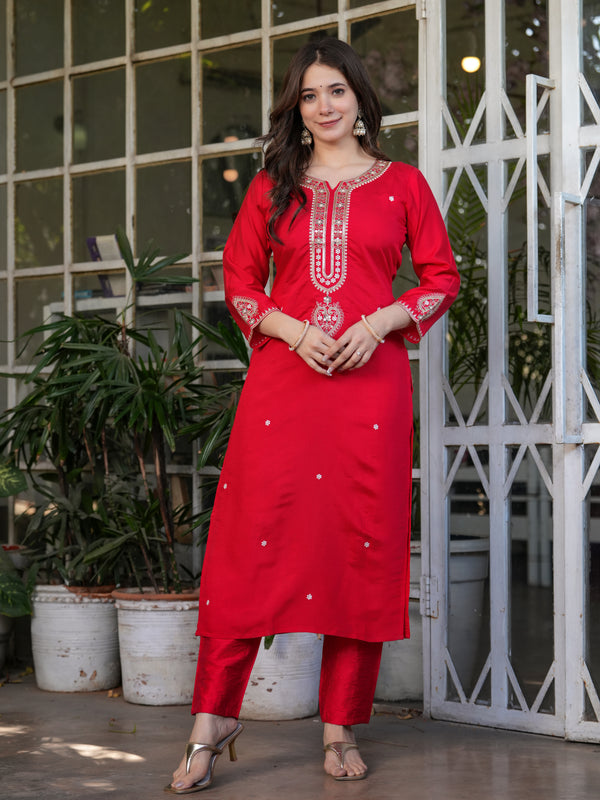 Embroidered Straight Dresses