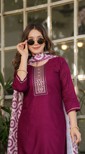Women's Ethnic Embroidered Dress Set