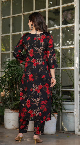 Black Floral Printed Straight Dresses