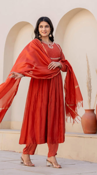 Women Embroidered Viscose Silk kurta set