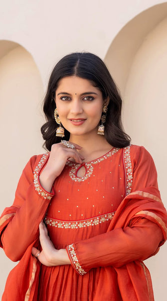 Women Embroidered Viscose Silk kurta set