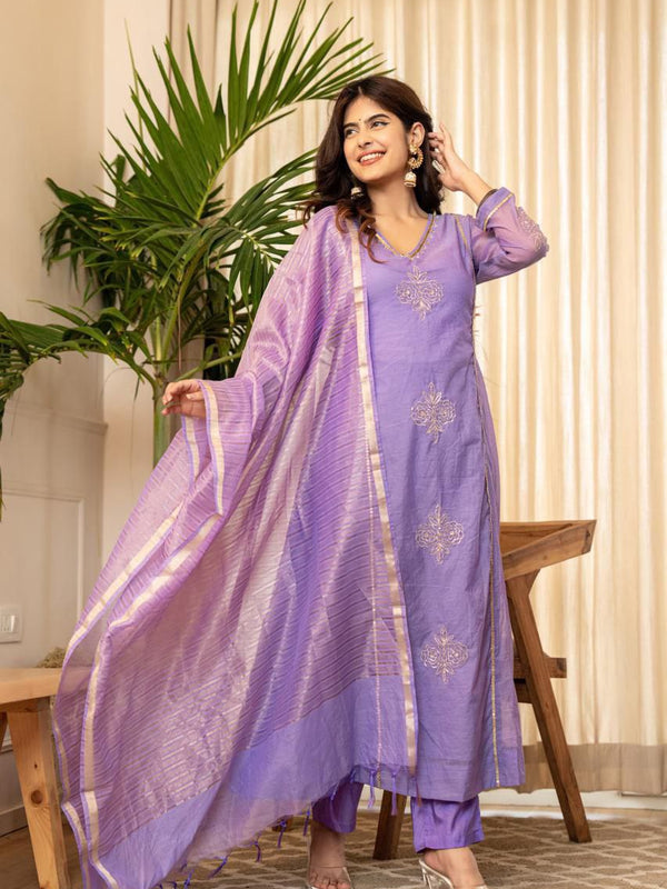 Festive Flare: Mul Chanderi Anarkali Dresses