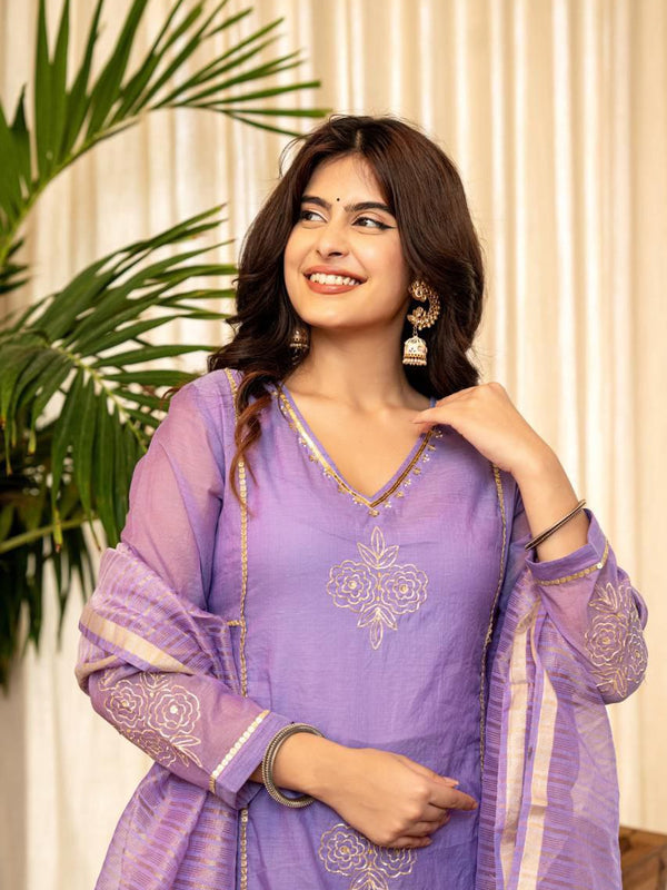 Festive Flare: Mul Chanderi Anarkali Dresses