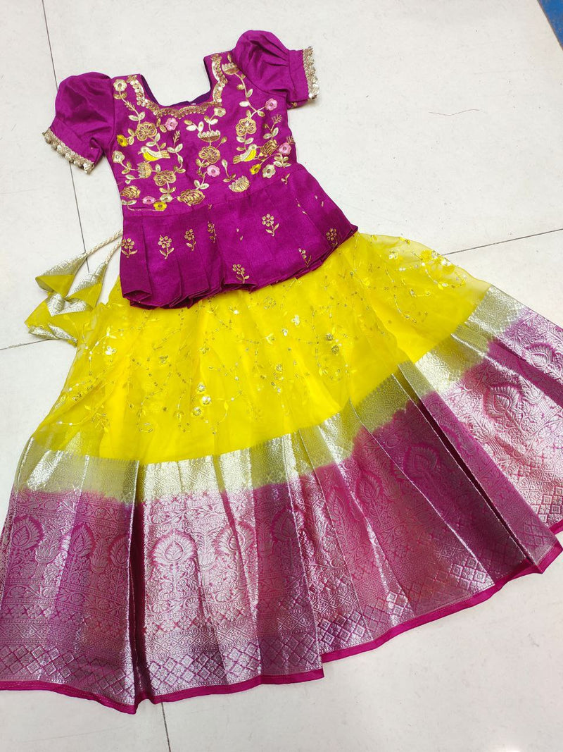 Festive Elegance – Kids Ethnic Lehenga Choli in Pink & Yellow