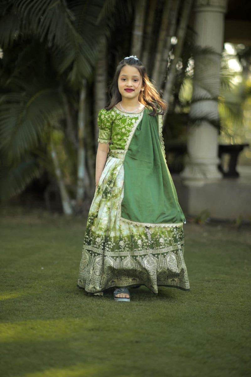 Kids Lehenga Choli in Pure Silk With Zari Weaving Work (Green)