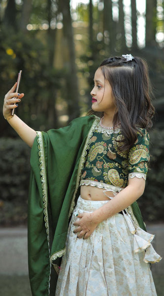 Exclusive Kids Lehenga Choli With Zari Weaving Work(Green)