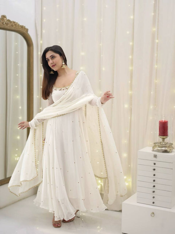 Embroidered Lehenga with Dupatta