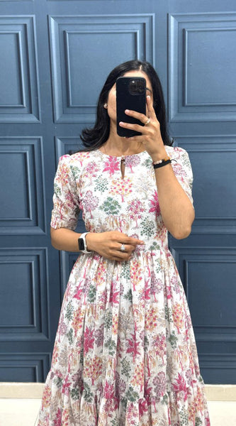 Trending Hakuba Maxi Gown