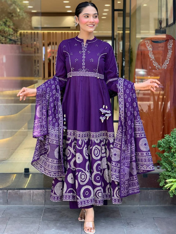 Graceful Muslin Silk Dresses with Designer Touch
