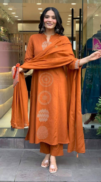 Traditional Charm with a Modern Touch Dresses