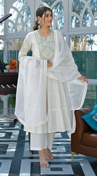 Timeless Charm in 3 Pieces Dresses