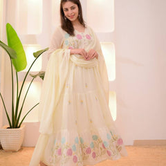 Chanderi Embroidered Ethnic Set