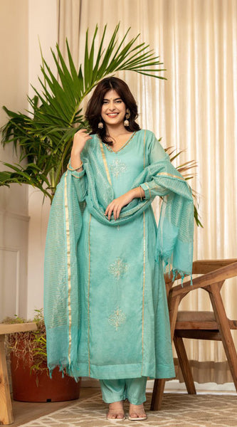 Festive Flare: Mul Chanderi Anarkali Dresses