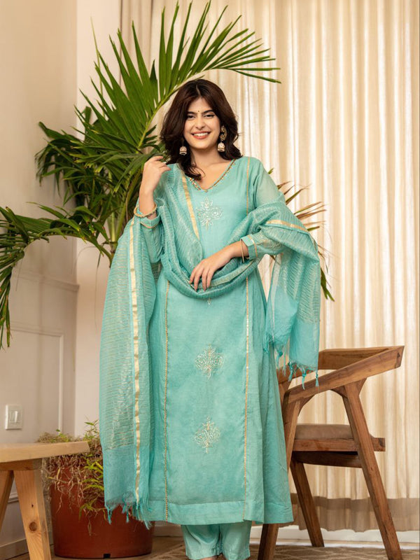 Festive Flare: Mul Chanderi Anarkali Dresses