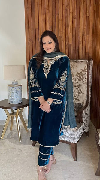 “Winter Velvet Suit Dresses