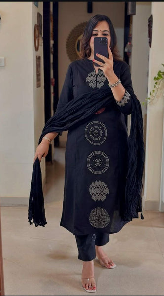 Traditional Charm with a Modern Touch Dresses