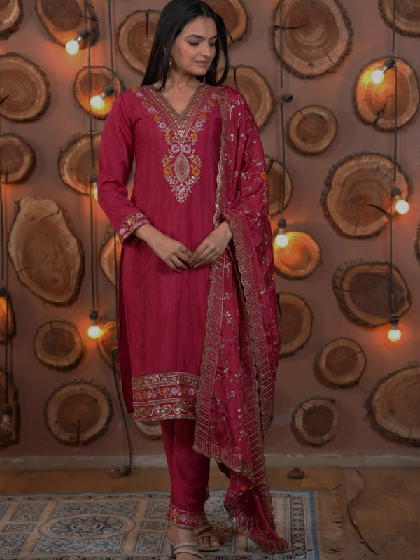 Real Model Designer Suit – Chinon