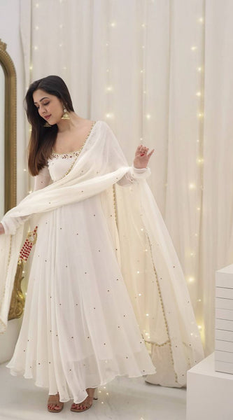 Embroidered Lehenga with Dupatta
