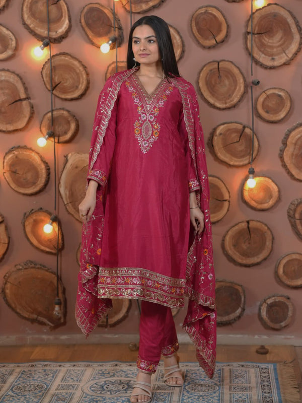 Real Model Designer Suit – Chinon