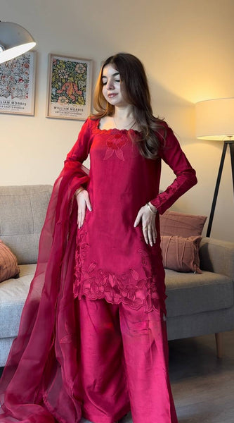 Stylish Roman Fabric Kurti Set