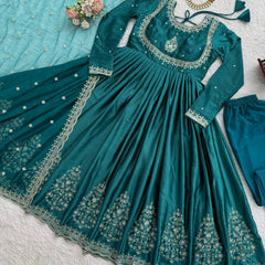Elite Charm – 3-Piece Designer Lehenga
