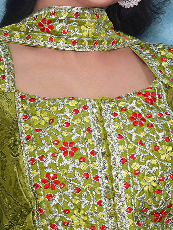 Mahendi-Colored Ethnic Ensemble Indo Western