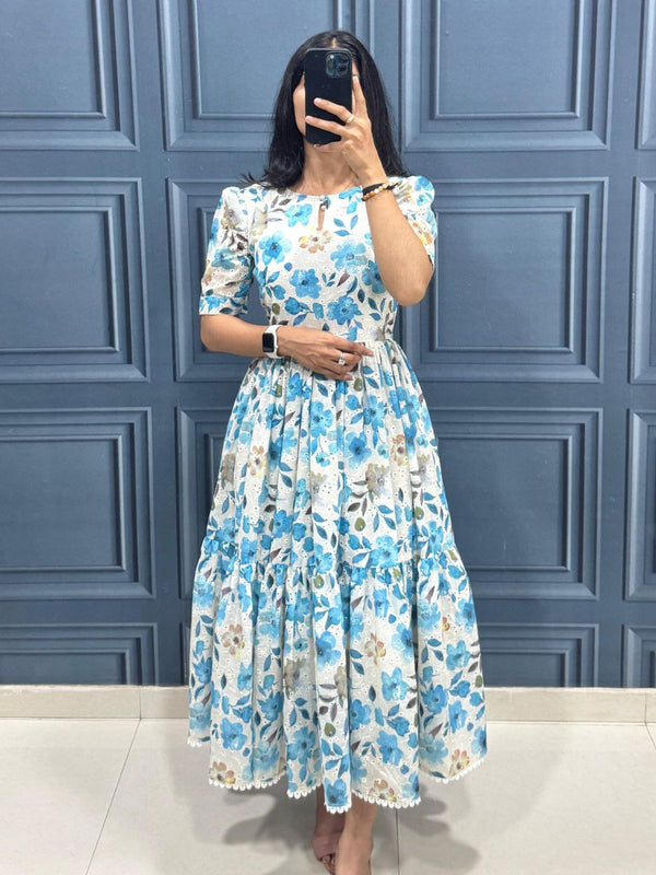 Trending Hakuba Maxi Gown
