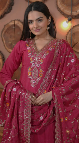 Real Model Designer Suit – Chinon