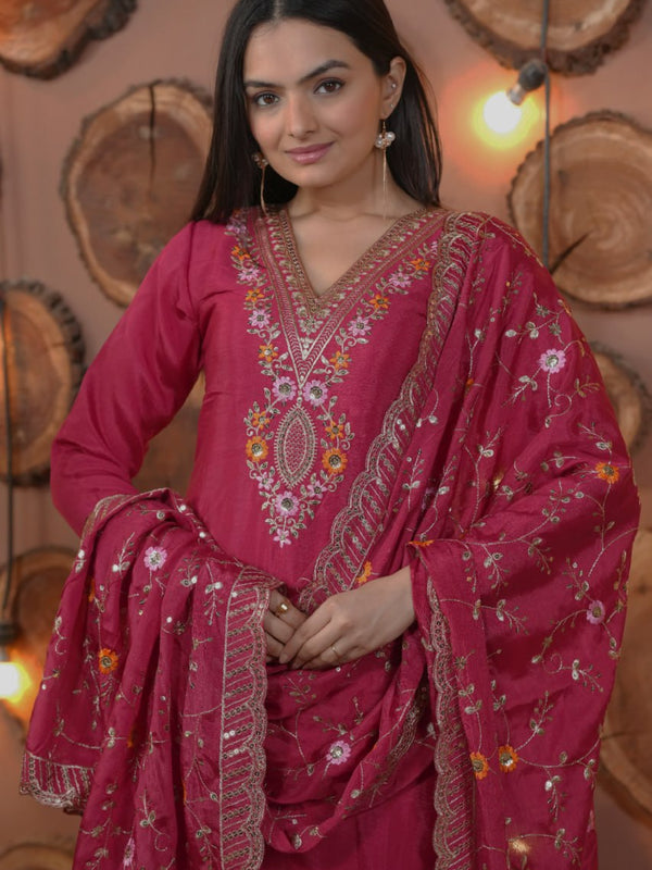 Real Model Designer Suit – Chinon