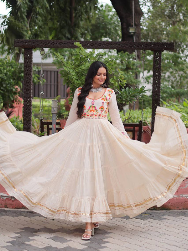 Discribe New Navratri Special Lehenga