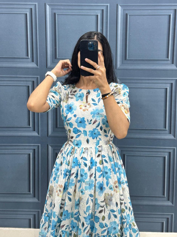 Trending Hakuba Maxi Gown
