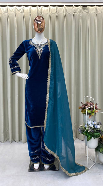 “Winter Velvet Suit Dresses