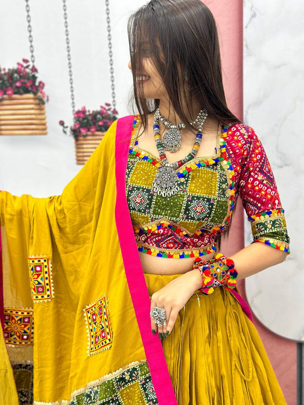Grand Flair Navratri Lehenga